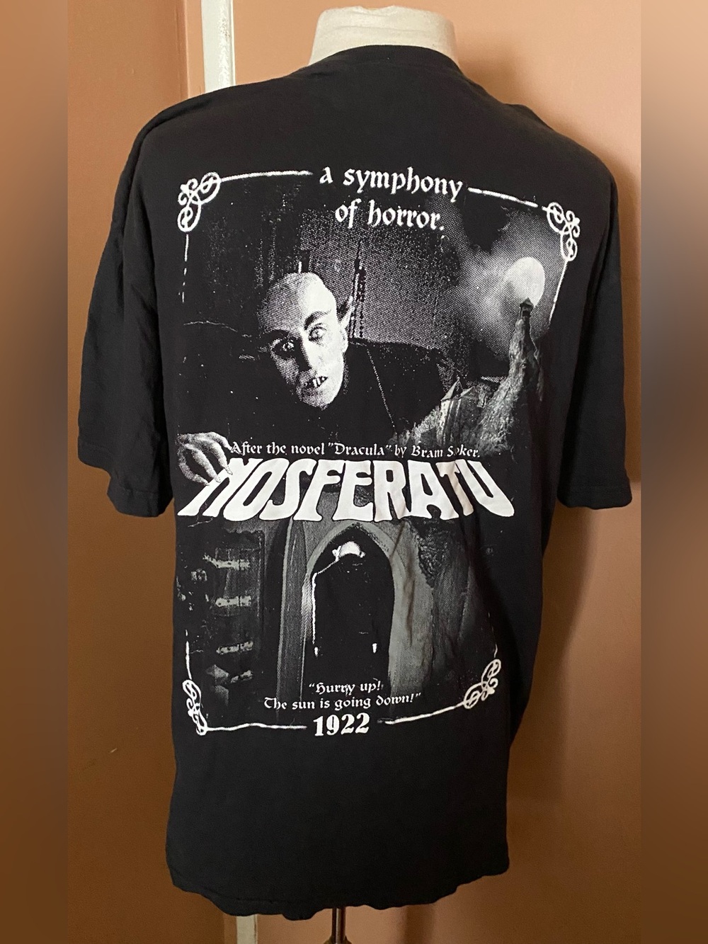 Graveyard goods Nosferatu 1922 horror movie tshirt unisex large